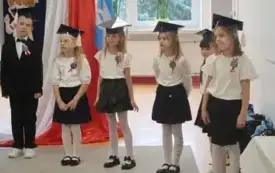 Ślubowanie uczni&oacute;w klasy pierwszej 2025/2026 2