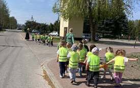 Dzień Książki w Bibliotece w Nurze 5