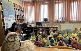 Dzień Książki w Bibliotece w Nurze 7